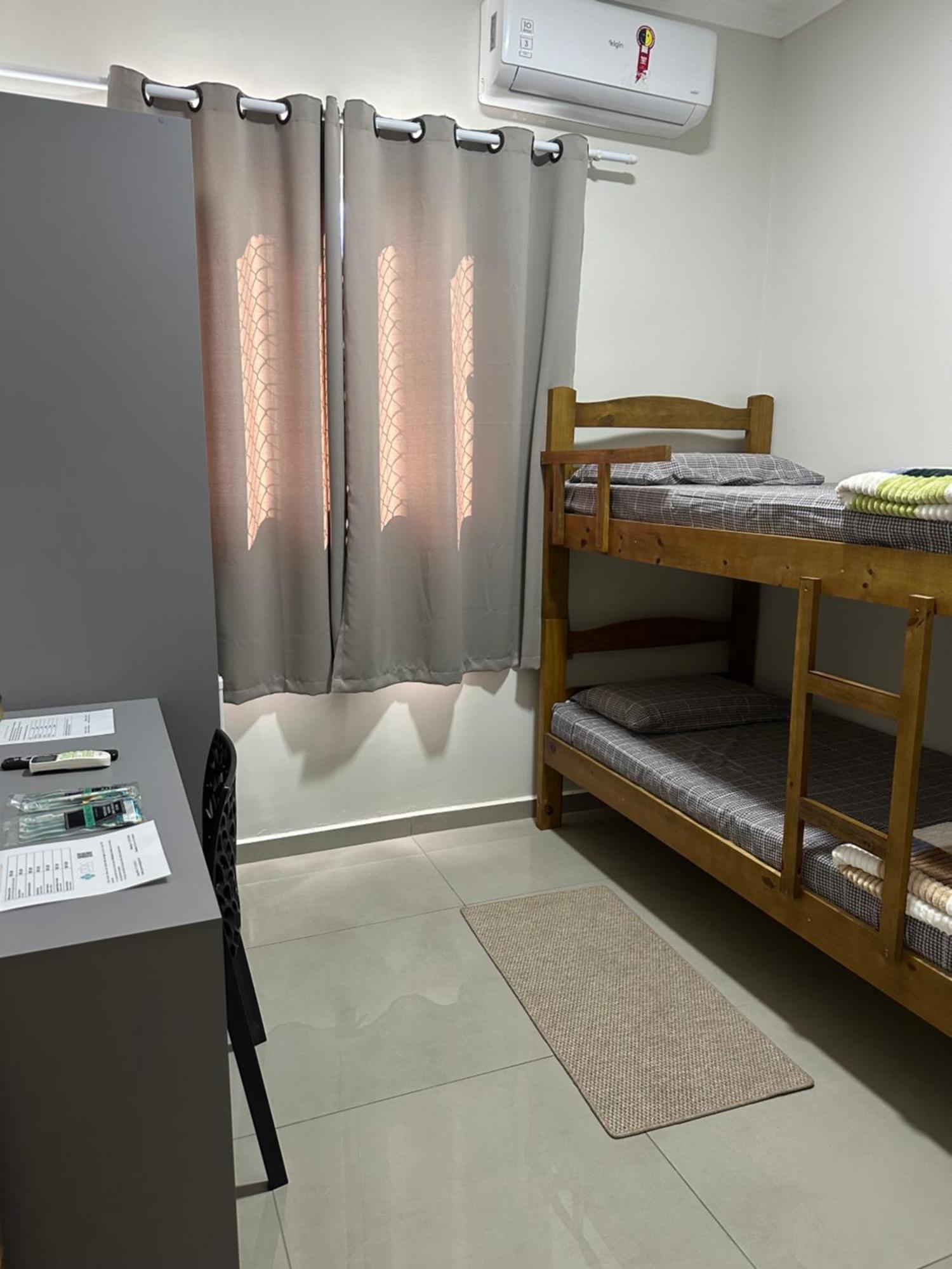 Guaru Inn Hostel Guarulhos Eksteriør billede
