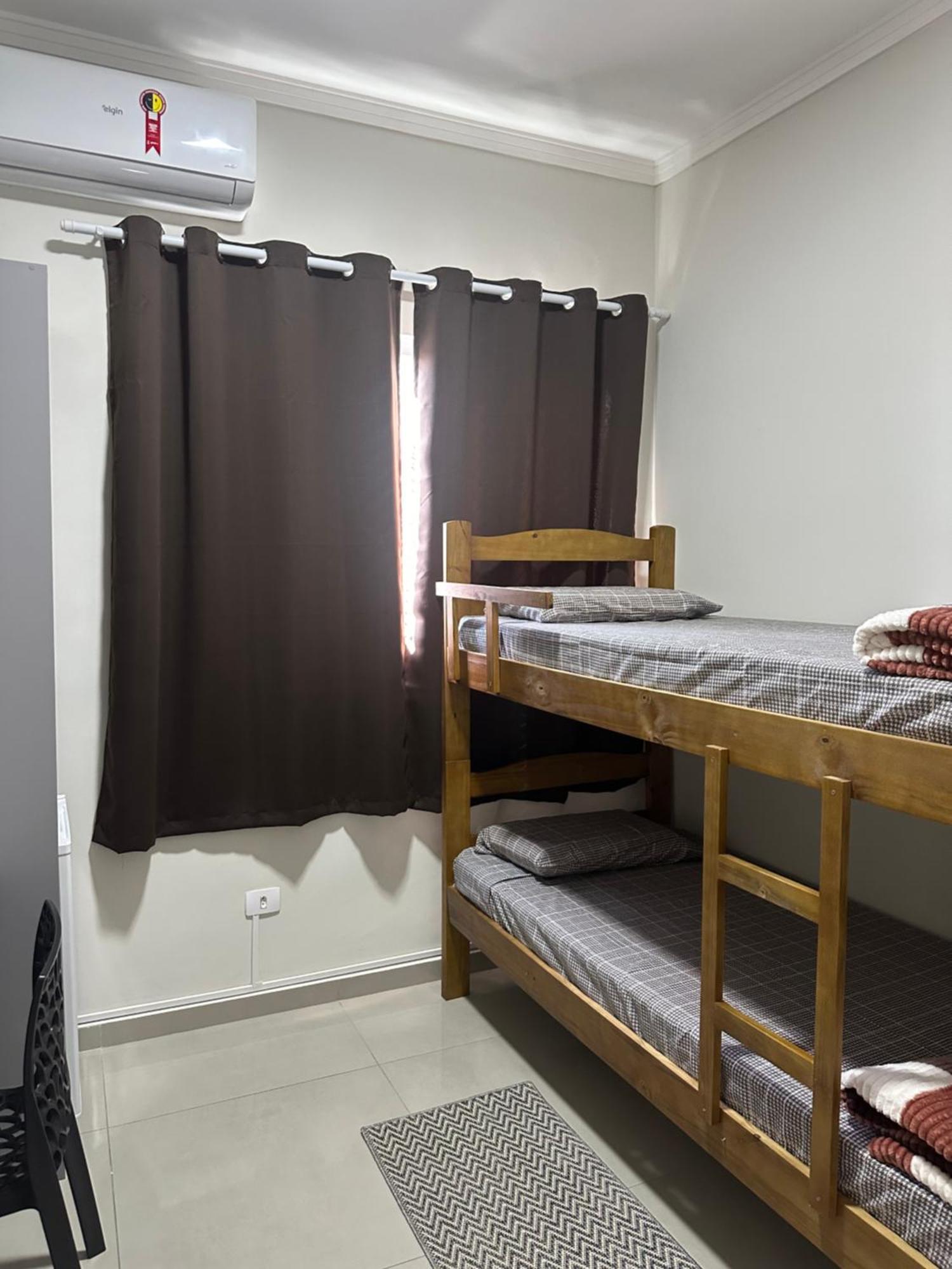 Guaru Inn Hostel Guarulhos Eksteriør billede
